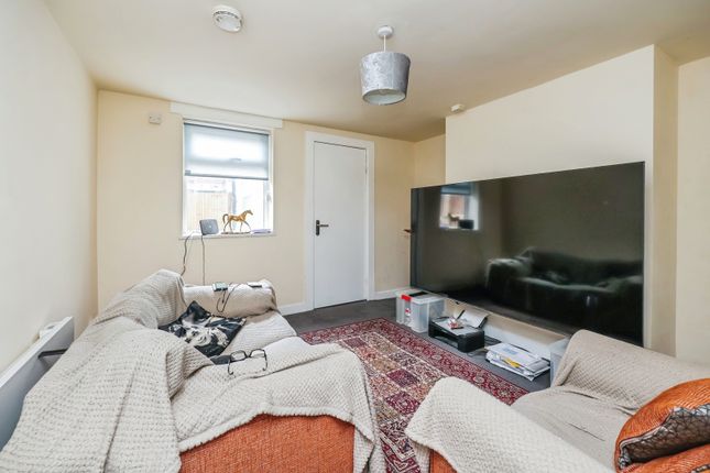 35, Welbeck Street, Nottinghamshire photo 2