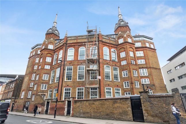 Thumbnail Flat for sale in Hornsey Road, London