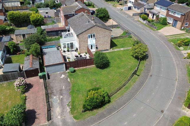 43, High View, Milton Keynes photo 2