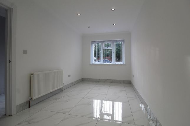 10A, Arundel Road, Luton photo 5
