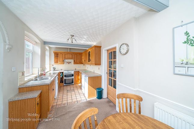 5, Cross Road, Rugeley photo 4