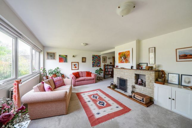 8, Forge Close, Oxfordshire photo 3
