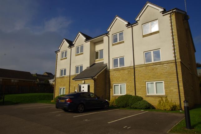 Thumbnail Flat to rent in Sovereign Court, Eccleshill, Bradford