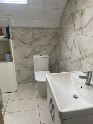 8, Travistock Court, Luton photo 4