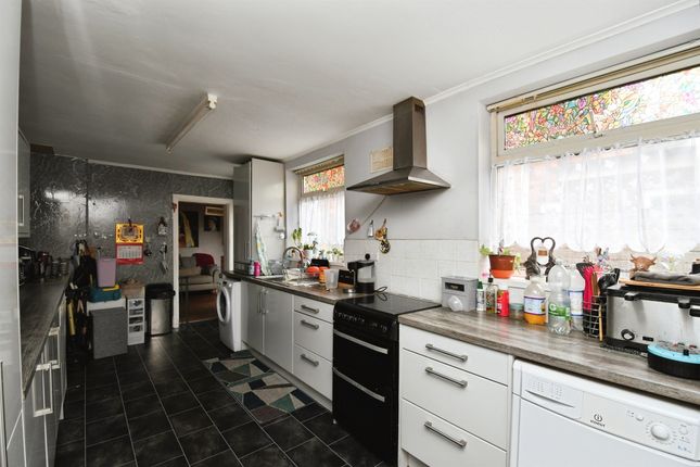 8, Alexandra Road, Skegness photo 3
