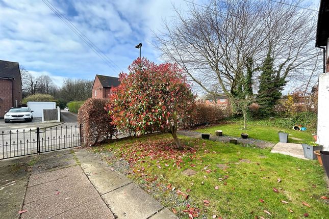 8 Carrswood Road, Manchester photo 2