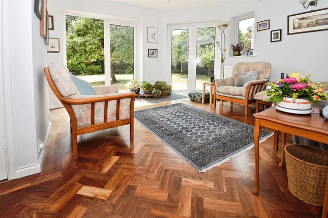 43, Common Lane, Fareham photo 5