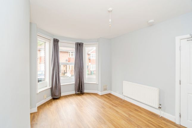 29, Burlington Road, Southampton photo 3
