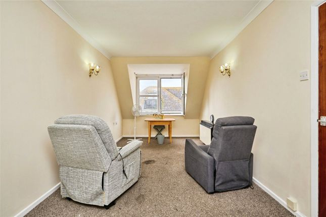 Flat 17, Savoy Court,, Town Lane, Isle of Wight photo 4