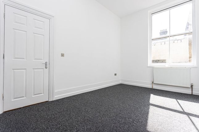 Flat 6, 16,, Dalby Square, Margate photo 5