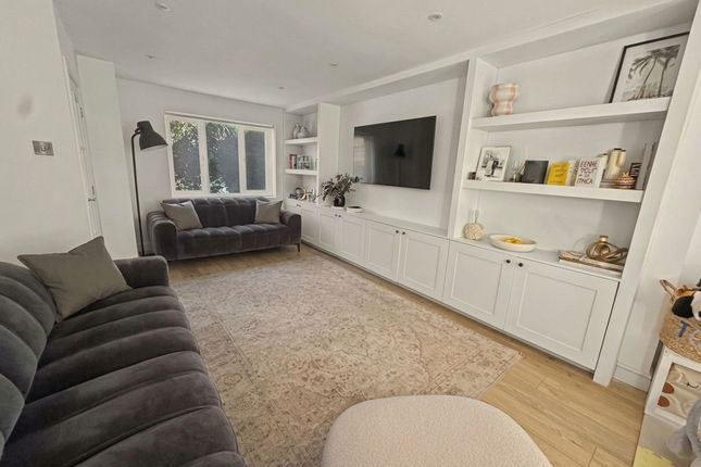 37 Highmeadow, Manchester photo 3