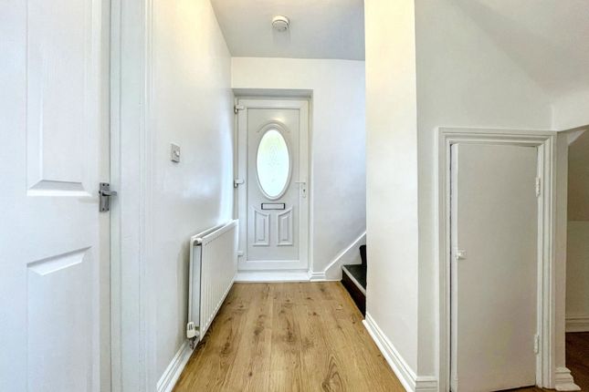 10, Dunn Road, Peterlee photo 4