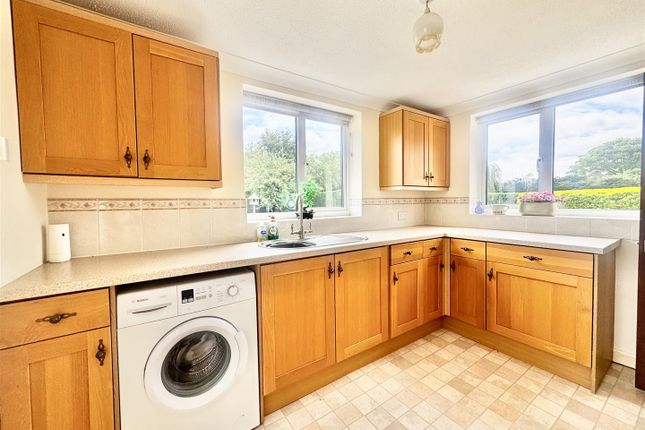 Padgett Lodge, Bury Road, Hopton, Diss photo 3
