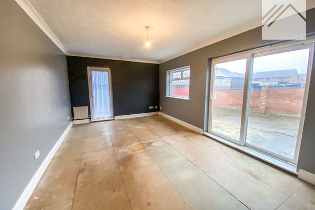 44 Leigh Road, Canvey Island photo 2