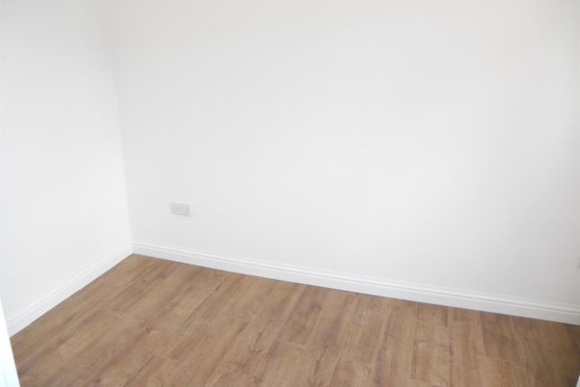 74B, London Road, Croydon photo 3