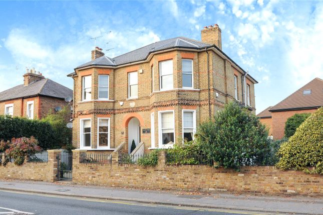 Thumbnail Detached house to rent in Clarence Road, Windsor, Berkshire