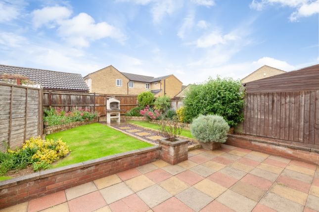 Thorney Leys, Witney photo 4