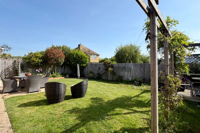 6, The Shrublands, Bexhill-on-Sea photo 2
