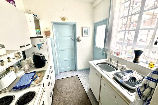 116, Rosebery Street, Swindon photo 5