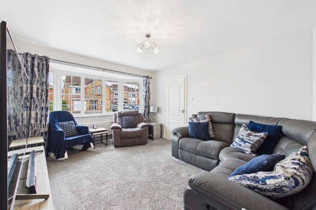 45 Beauly Crescent, Wishaw photo 3