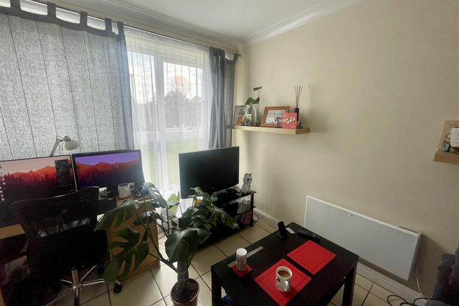 7, Broomley Court, Newcastle Upon Tyne photo 4