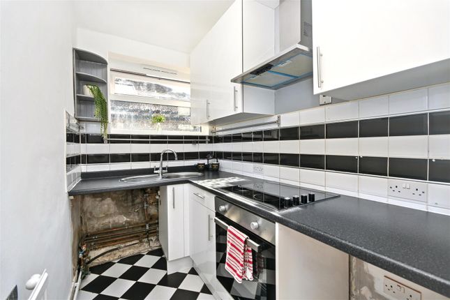 Flat 1, 8, Old Orchard Road, Eastbourne photo 3