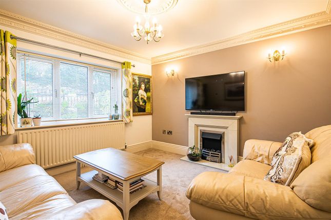 32, Brentwood Road, Sheffield photo 3