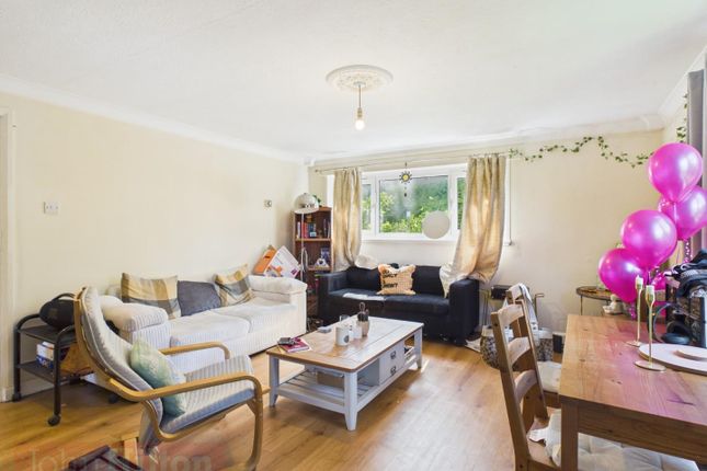 35, Fitch Drive, Brighton photo 3