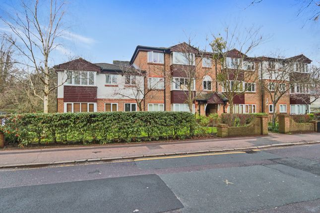 Thumbnail Flat for sale in Foxley Hill Road, Purley