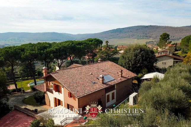 Thumbnail Villa for sale in Magione, 06063, Italy