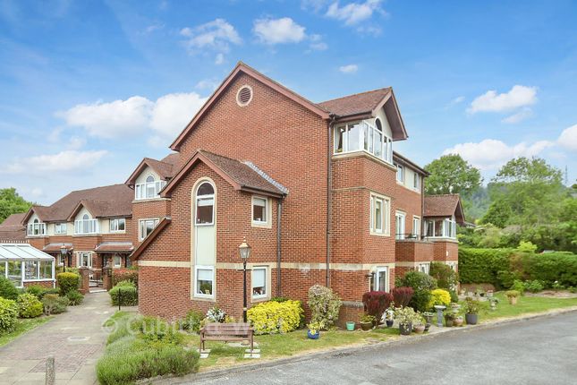 Ashfields, Alma Road, Reigate photo 4