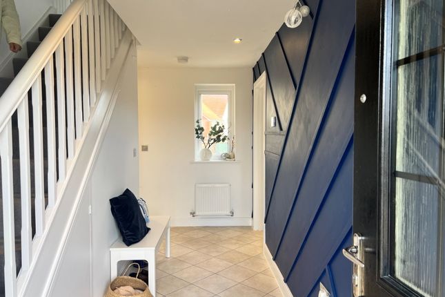 8, Jarmain Road, Stowmarket photo 3