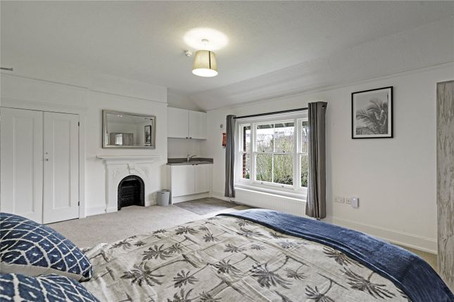 Thumbnail Property to rent in Room F - Chilston Road, Tunbridge Wells
