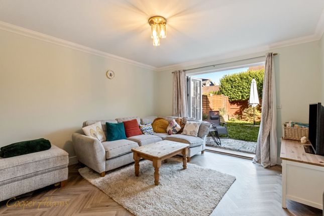 23 Rowan Way, Littlehampton photo 2