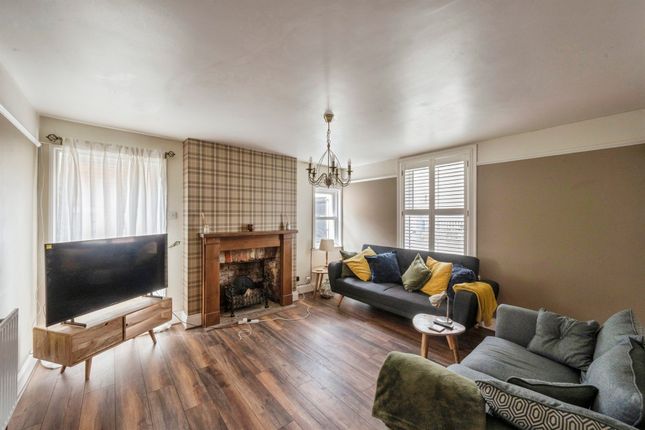 35, High Street, Scunthorpe photo 4