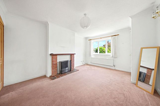 3, Briardene Close, Chesterfield photo 3
