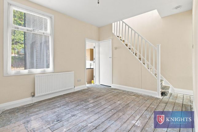75, Felixstowe Road, London photo 4