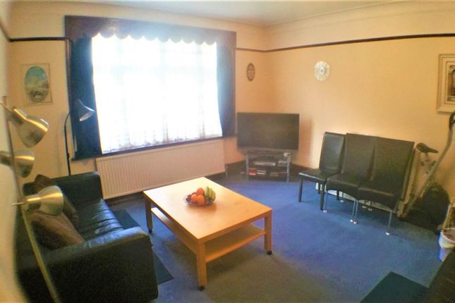 3, Gainsborough Gardens, London, Gainsborough Gardens, London, London photo 3