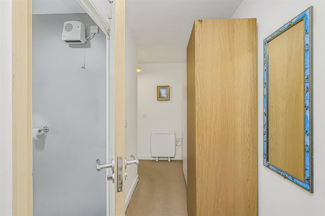 Flat 24, 1, Selborne Road, Walthamstow photo 4