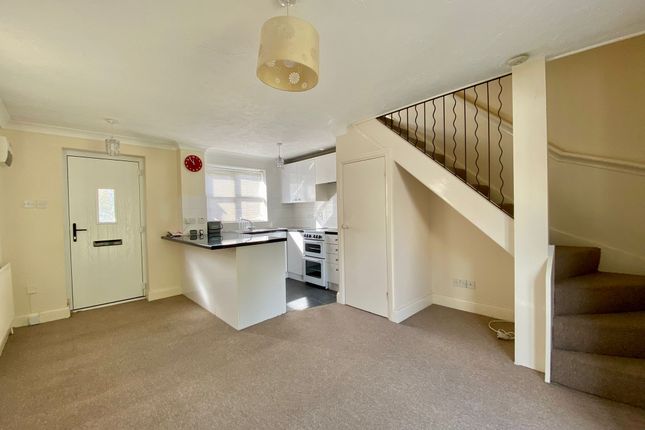 13a, Grey Willow Gardens, Ashford photo 2