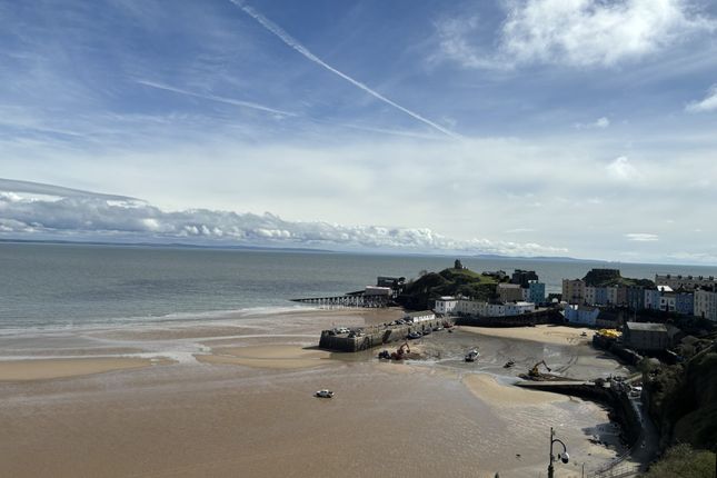 Flat for sale in Paxton Court, Tenby, Pembrokeshire
