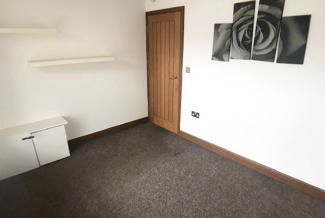 Weavers Apartments, Cross Gates, Great Harwood photo 5