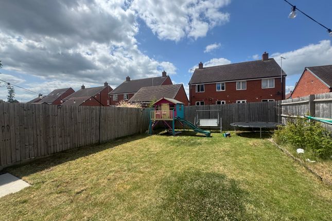 39a, Laxton Road, AYLESBURY photo 2