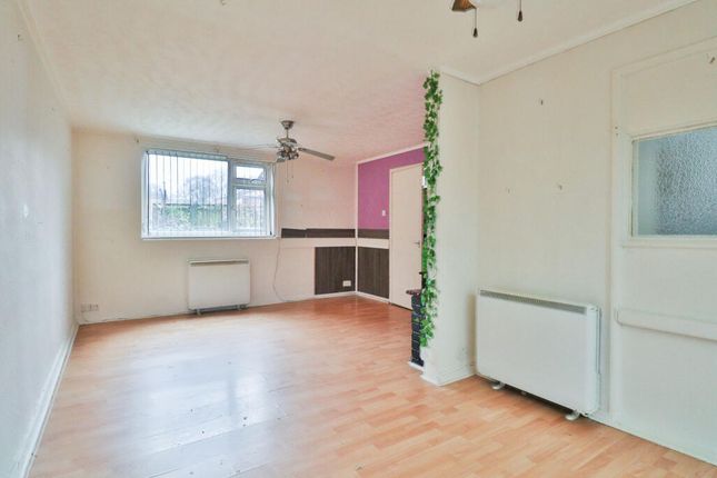 20 Scotton Gardens, 20 Scotton Gardens, Catterick Garrison photo 2