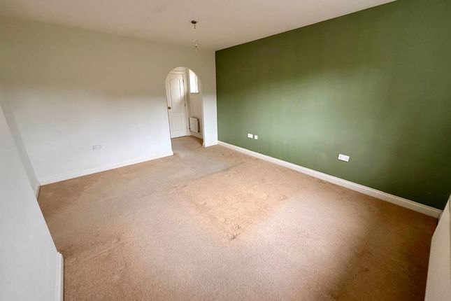 6 Chivrick Close, Sturminster Newton photo 4