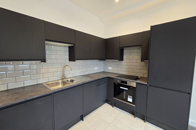 Oaklands Terrace, Swansea photo 2