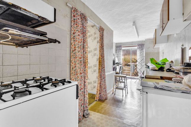 131, Old Folkestone Road, Dover photo 4