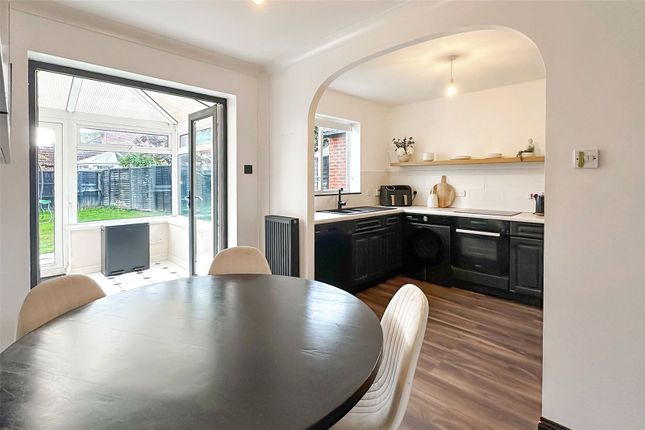 Wilton Close, Littlehampton photo 4