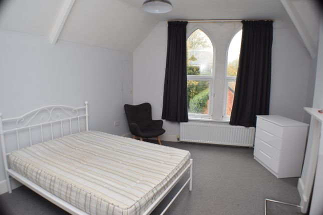 Room to rent in Wembdon Road, Bridgwater