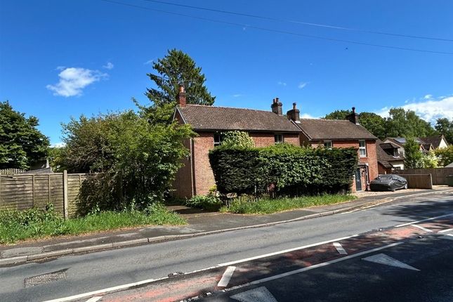 West View, Winchester Road, SOUTHAMPTON photo 2